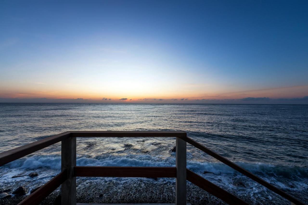 Kanna Seafront Estate Tulamben المظهر الخارجي الصورة